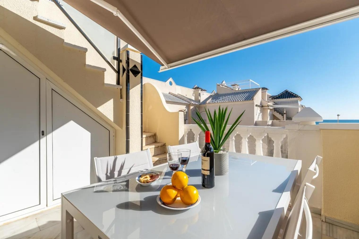 Amazing Penthouse On The Beach, Sea Views, Wifi, Airconditioning And Parking Torrevieja Exterior foto