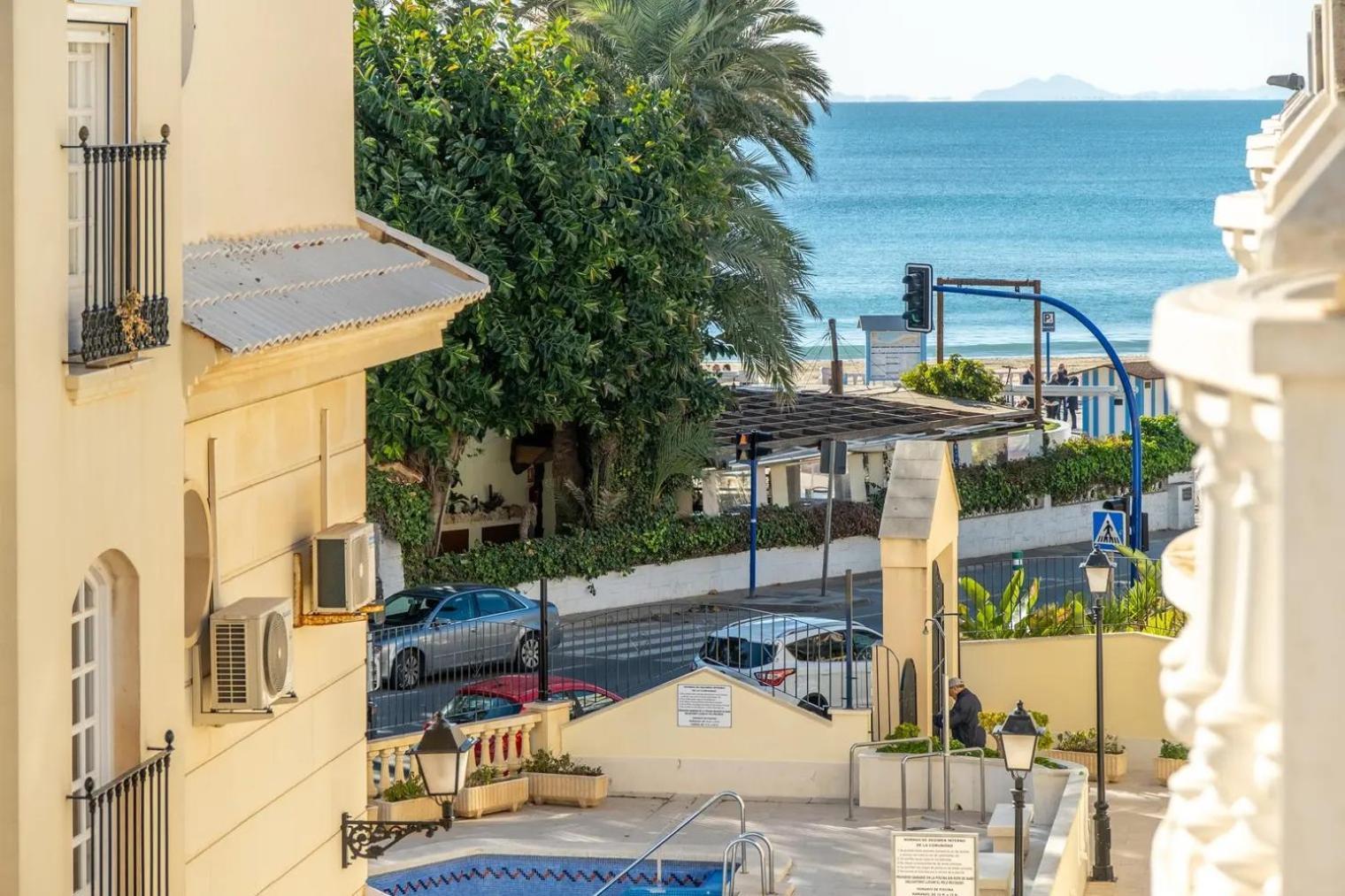 Amazing Penthouse On The Beach, Sea Views, Wifi, Airconditioning And Parking Torrevieja Exterior foto