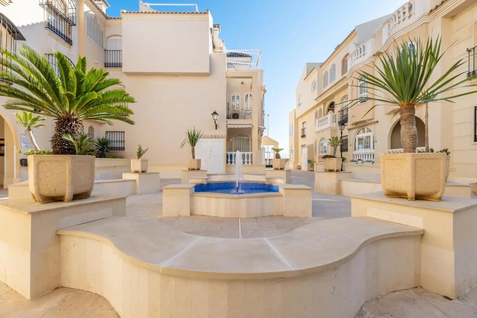 Amazing Penthouse On The Beach, Sea Views, Wifi, Airconditioning And Parking Torrevieja Exterior foto